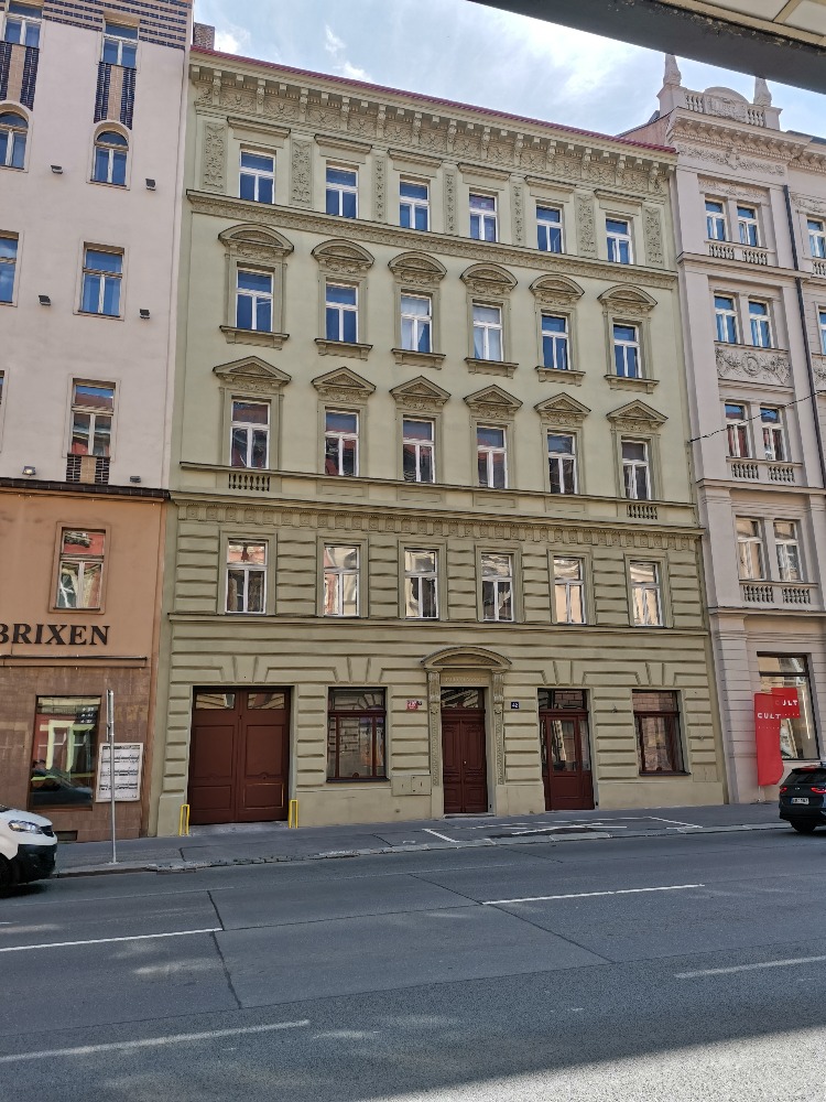 Činžovní dům – celková rekonstrukce - foto 18