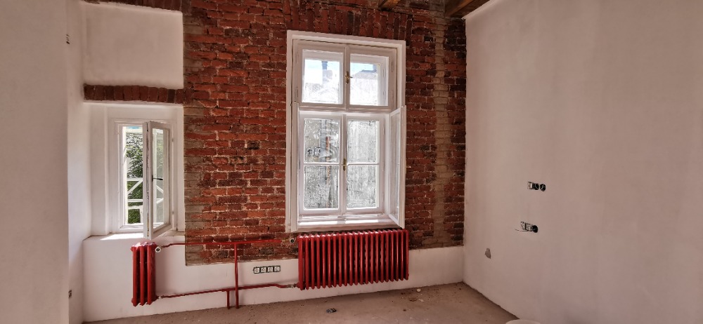 Původní stav - Činžovní dům – celková rekonstrukce