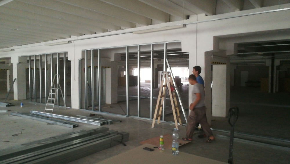 Budova Jankovcova – kompletní rekonstrukce - foto 1