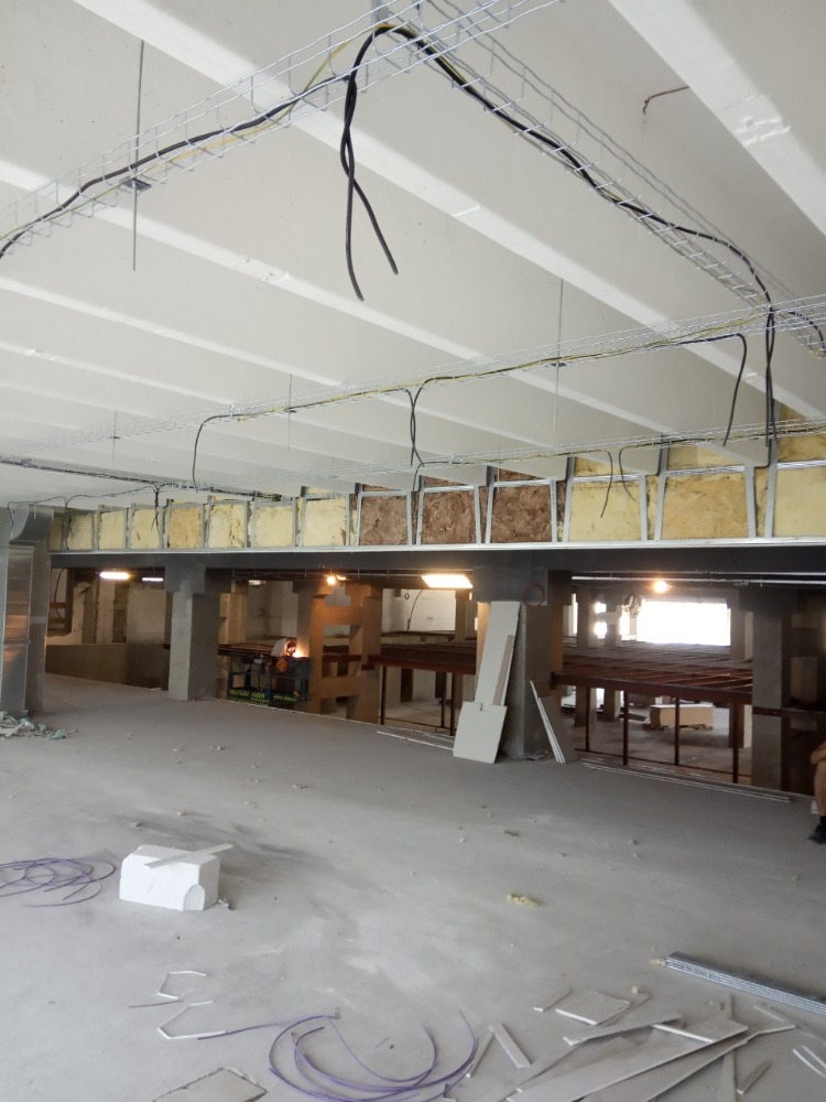 Budova Jankovcova – kompletní rekonstrukce - foto 9