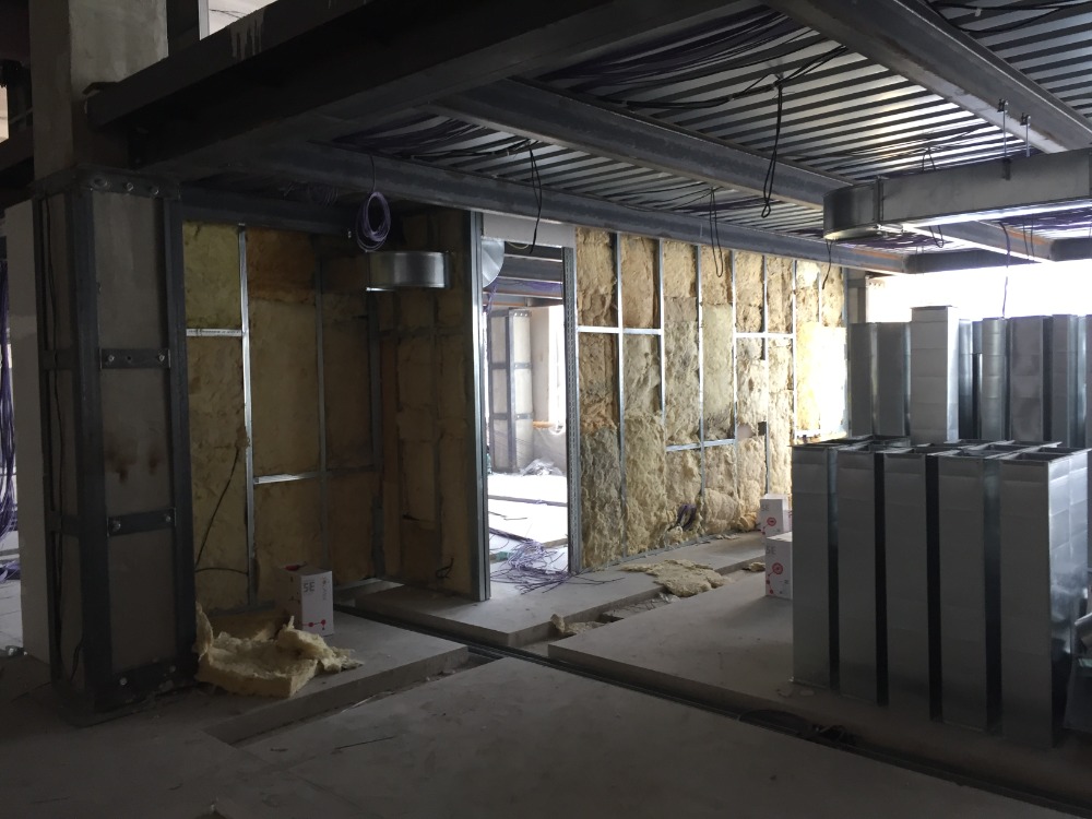 Budova Jankovcova – kompletní rekonstrukce - foto 15