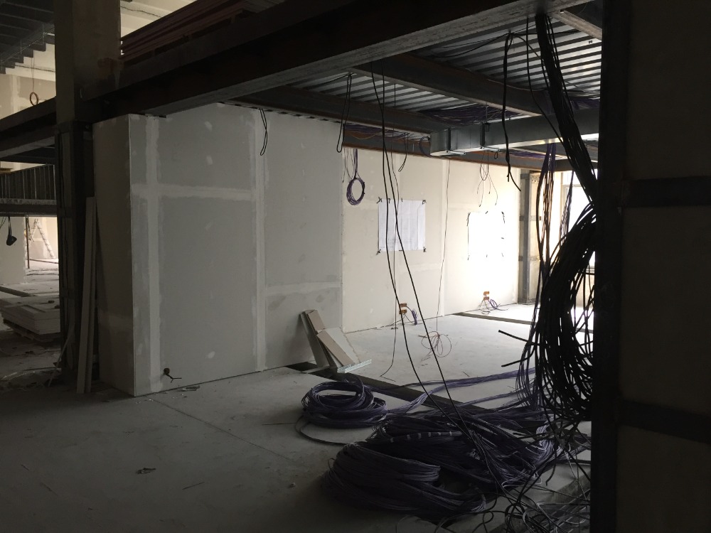 Budova Jankovcova – kompletní rekonstrukce - foto 16