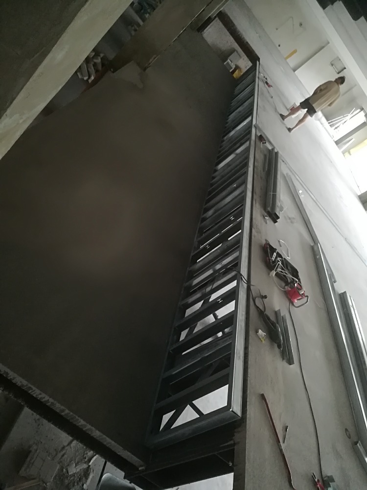 Budova Jankovcova – kompletní rekonstrukce - foto 131