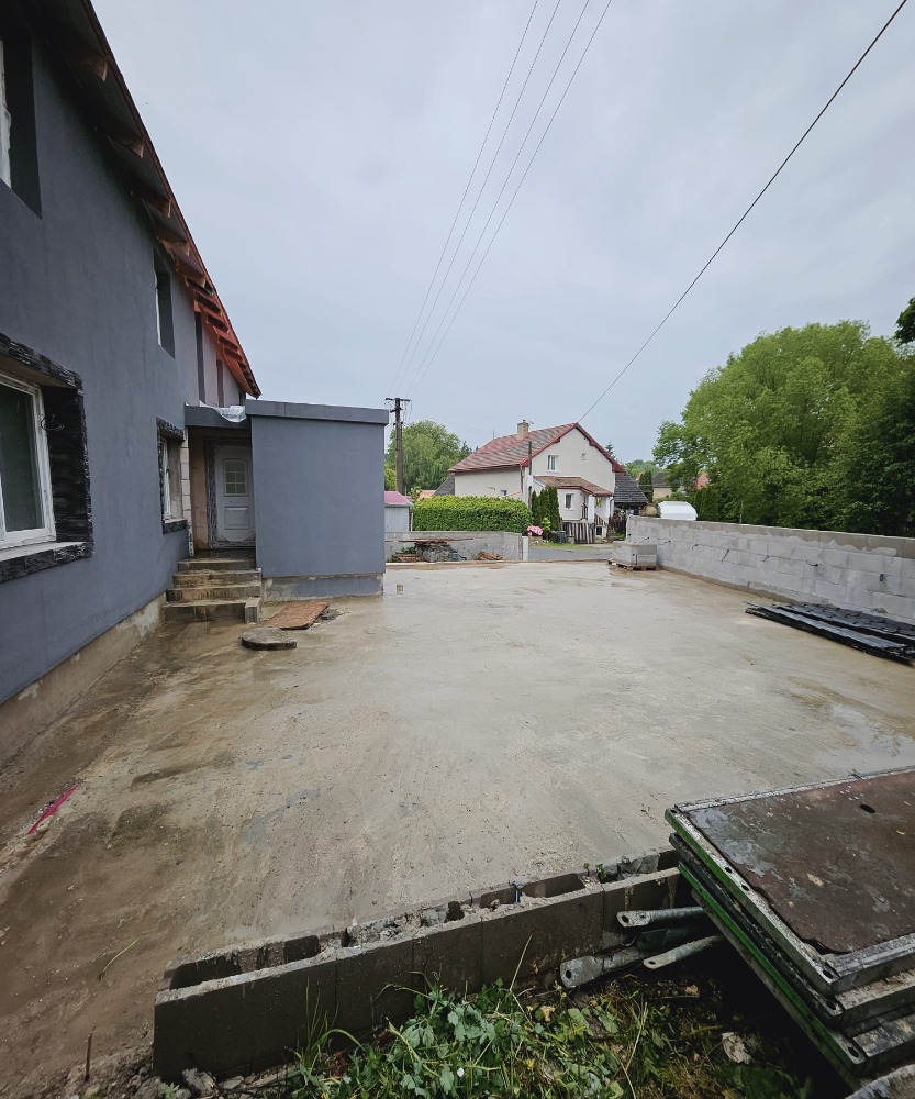 Rodinný dům Panoší Újezd – kompletní rekonstrukce - foto 5