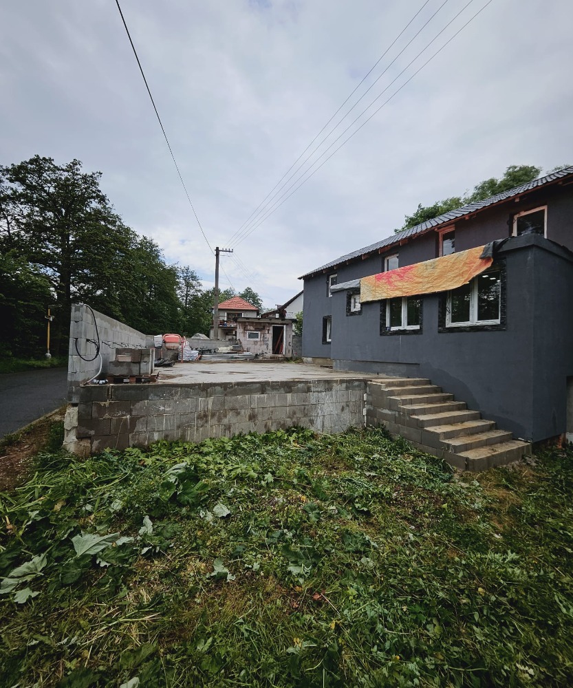 Rodinný dům Panoší Újezd – kompletní rekonstrukce - foto 6