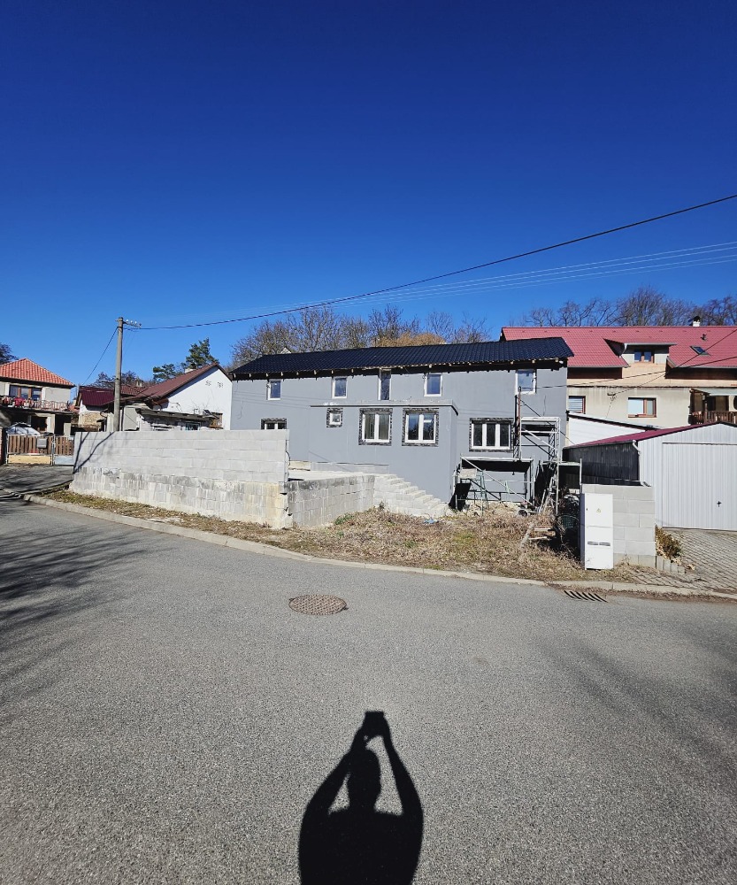 Výsledek - Rodinný dům Panoší Újezd – kompletní rekonstrukce