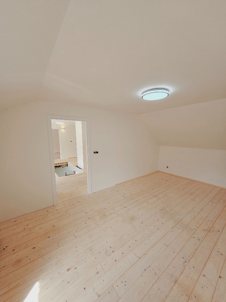 Rodinný dům Panoší Újezd – kompletní rekonstrukce - foto 98