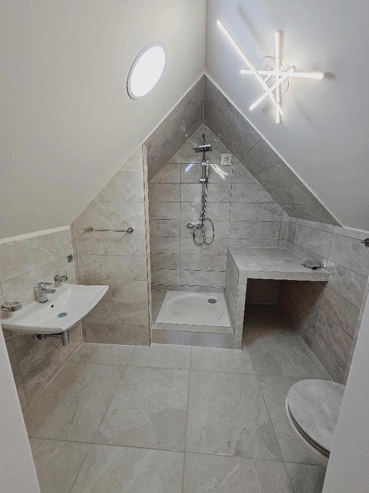 Rodinný dům Panoší Újezd – kompletní rekonstrukce - foto 104