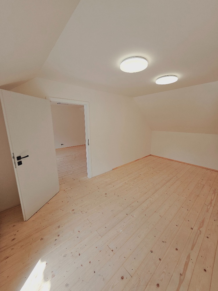 Rodinný dům Panoší Újezd – kompletní rekonstrukce - foto 112