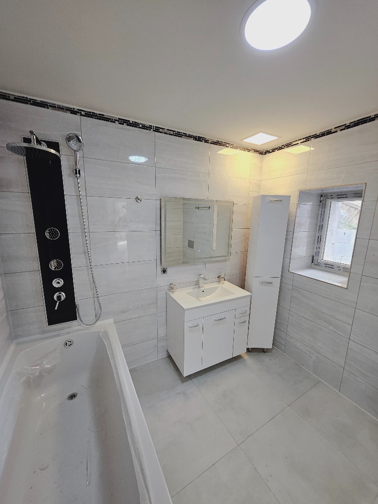 Rodinný dům Panoší Újezd – kompletní rekonstrukce - foto 135