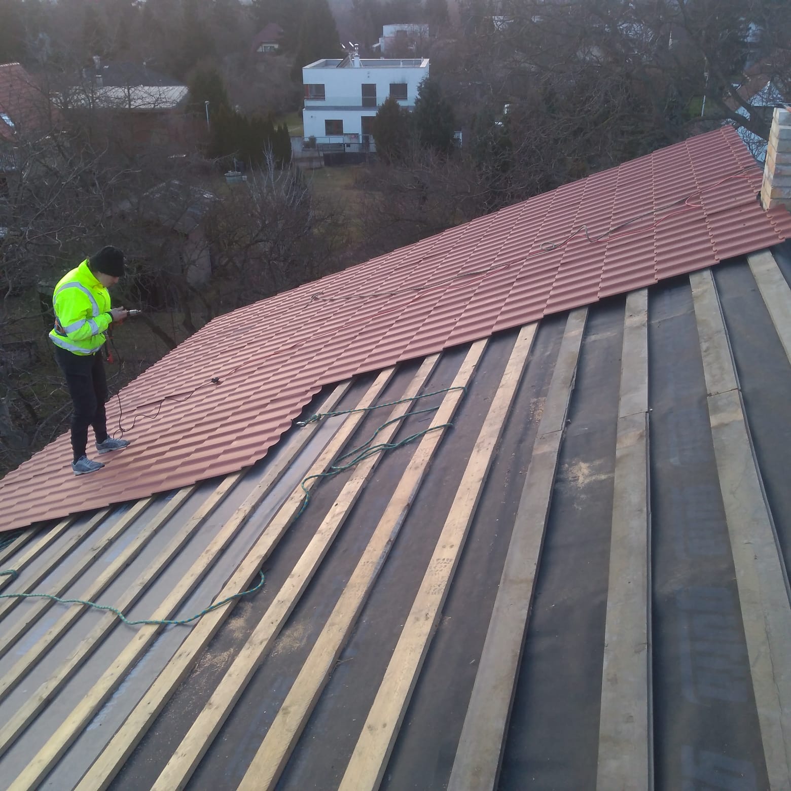 Střecha U Želivky – kompletní rekonstrukce - foto 3