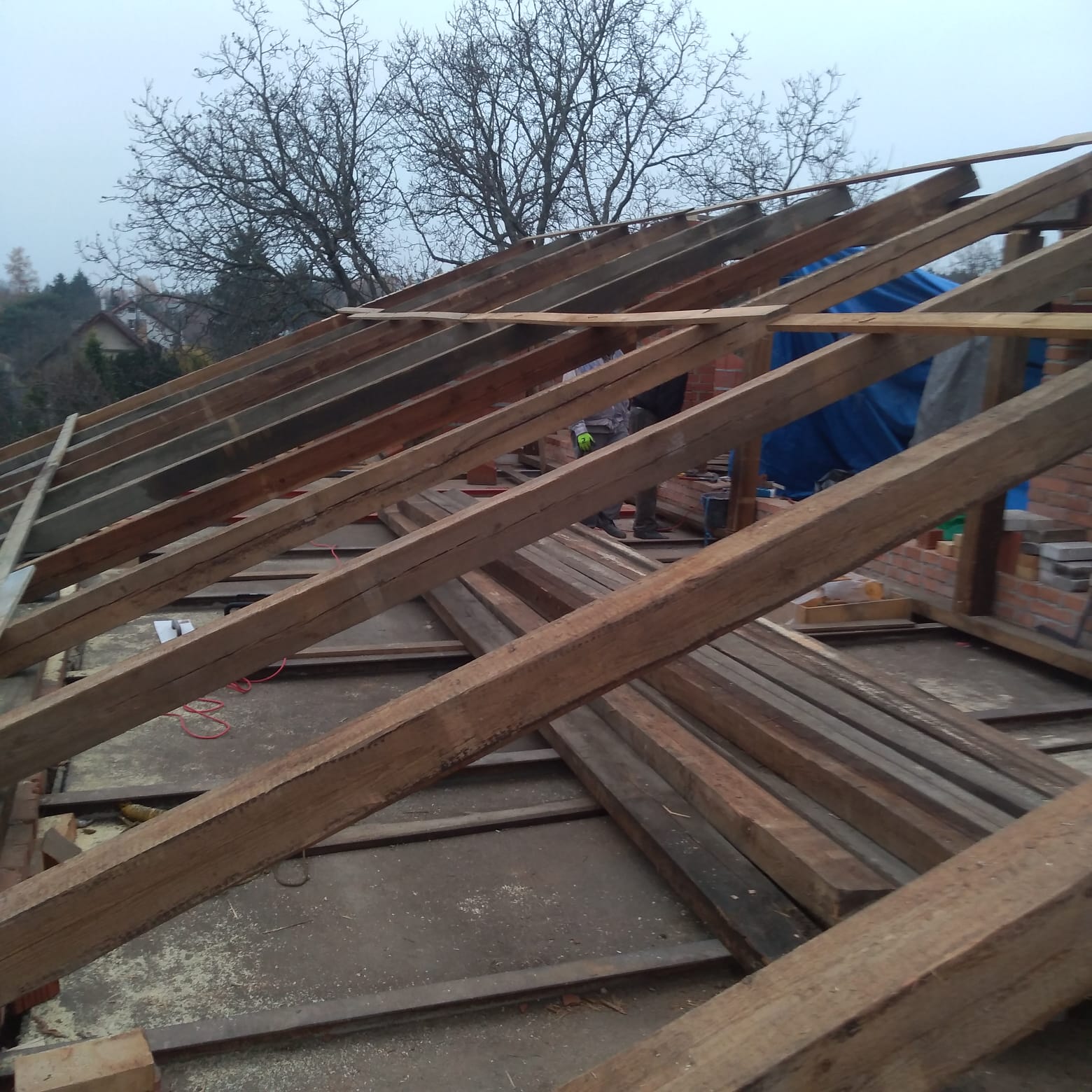 Střecha U Želivky – kompletní rekonstrukce - foto 4