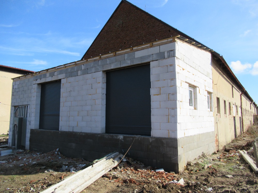 Hala Včelice – rekonstrukce a hrubá stavba