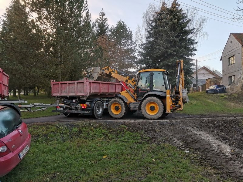 Demoliční a bourací práce