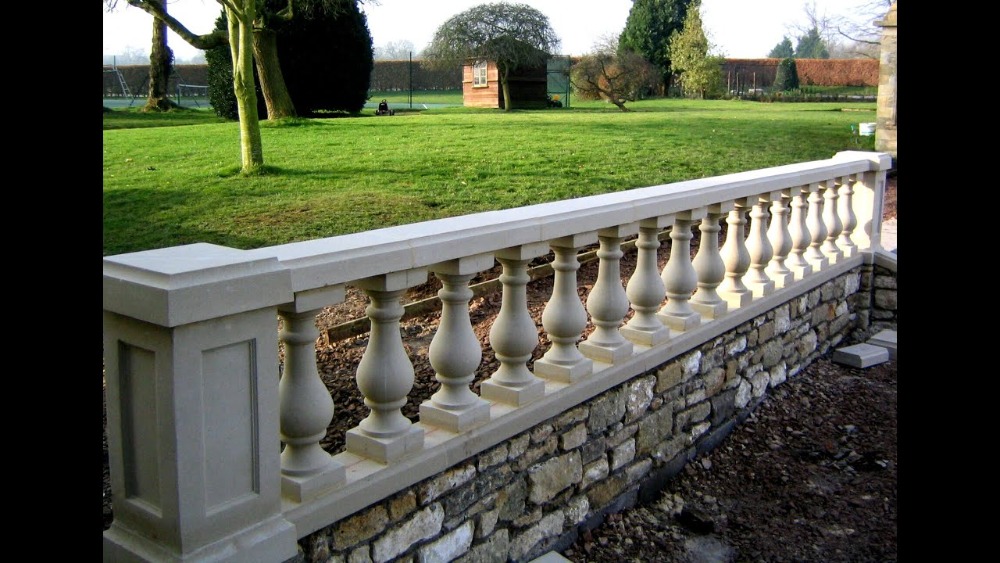 Terasa s balustrádou